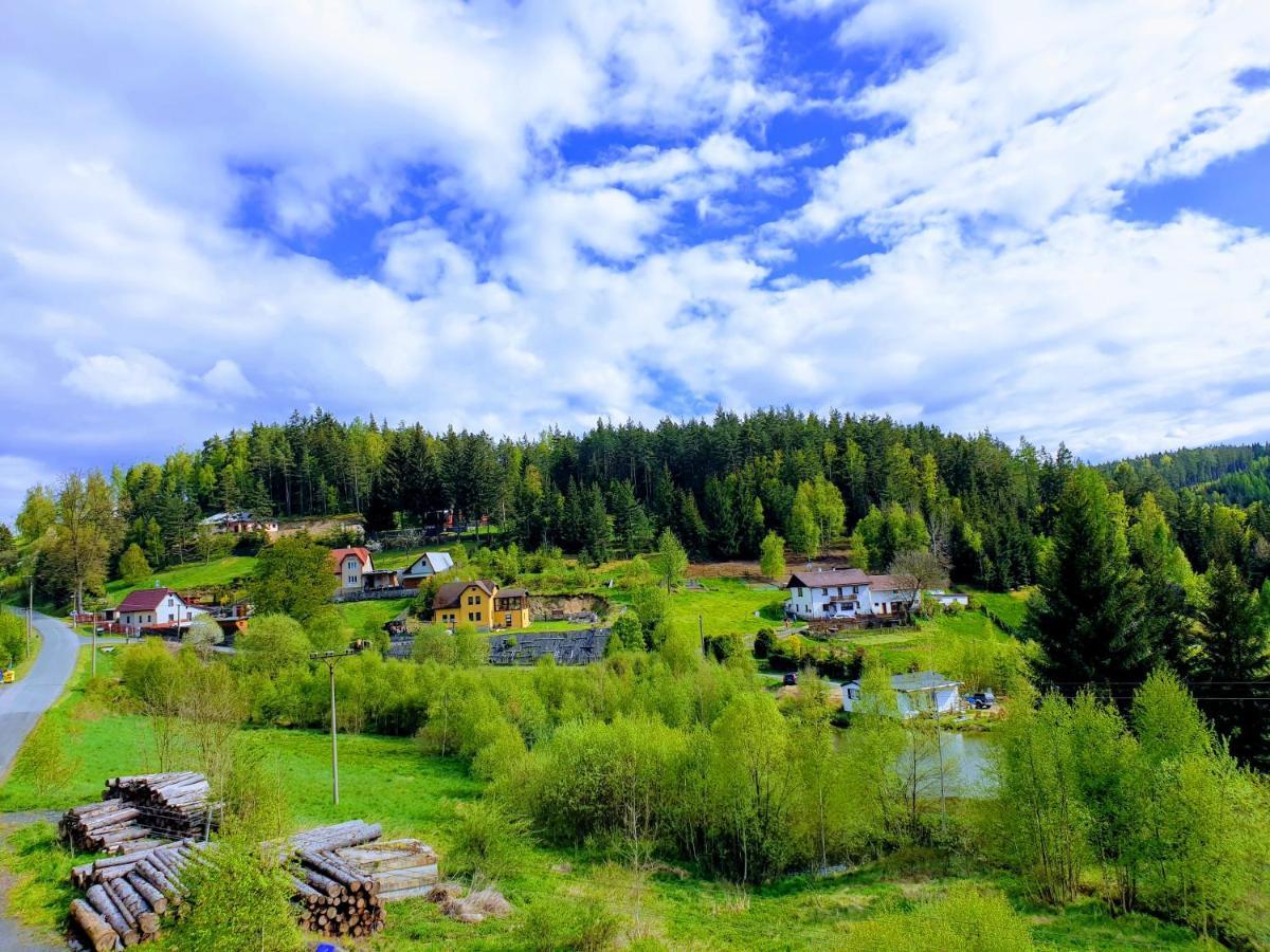 Penzion Lumis Nova Role Bagian luar foto