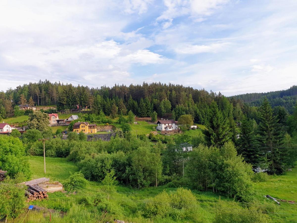 Penzion Lumis Nova Role Bagian luar foto